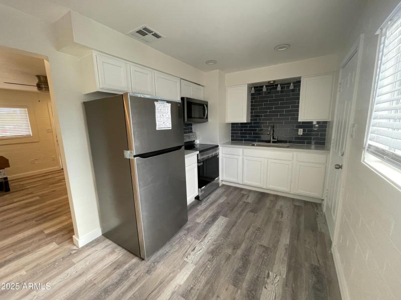 Unit 5 kitchen