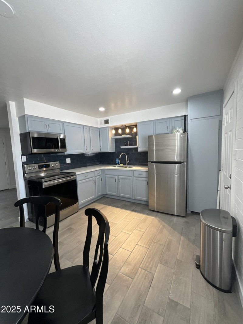Unit 6 Kitchen