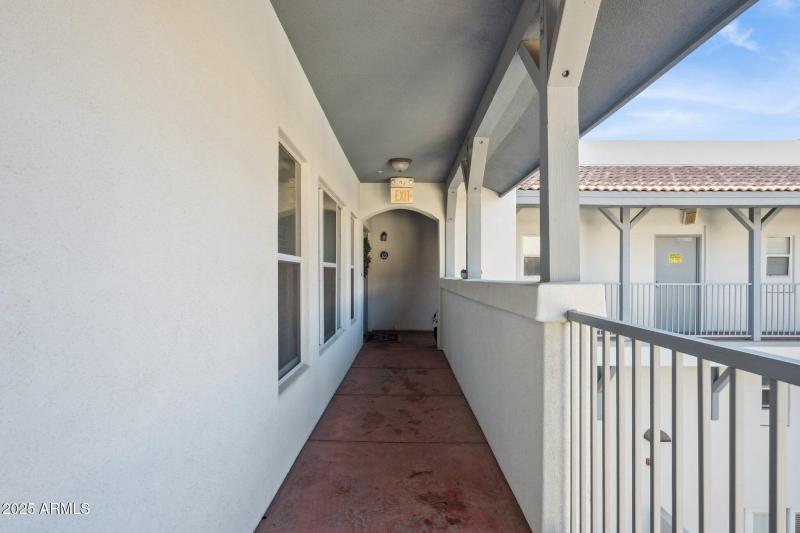 3-web-or-mls-1081-w-1st-st-unit-16