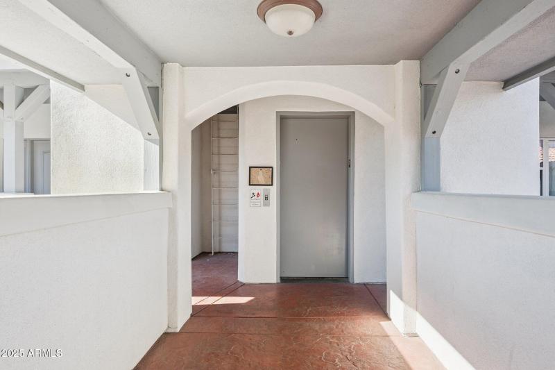 4-web-or-mls-1081-w-1st-st-unit-16