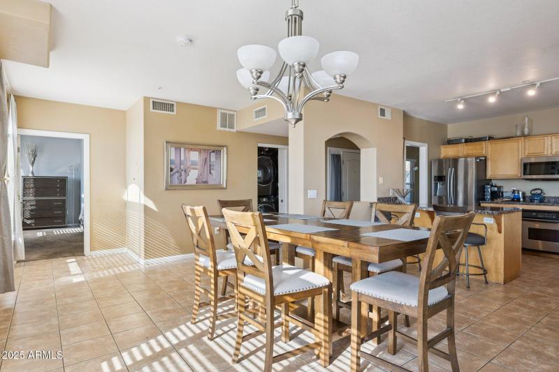 7-web-or-mls-1081-w-1st-st-unit-16