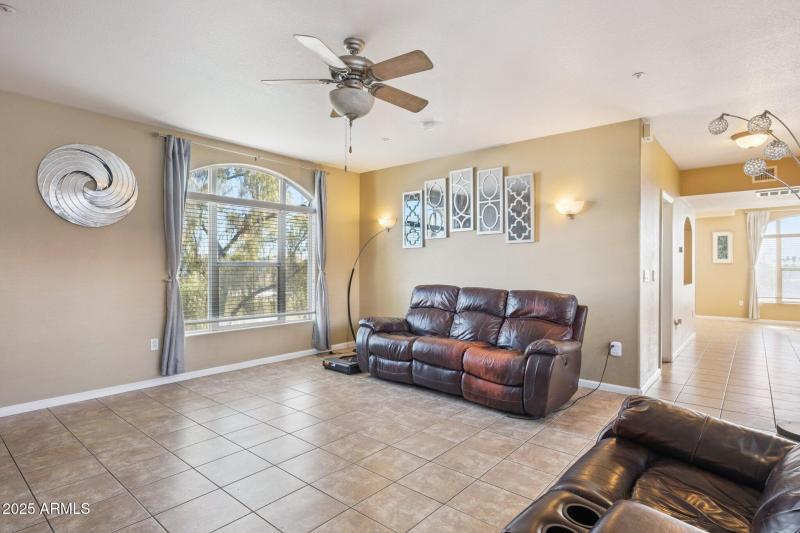 19-web-or-mls-1081-w-1st-st-unit-16