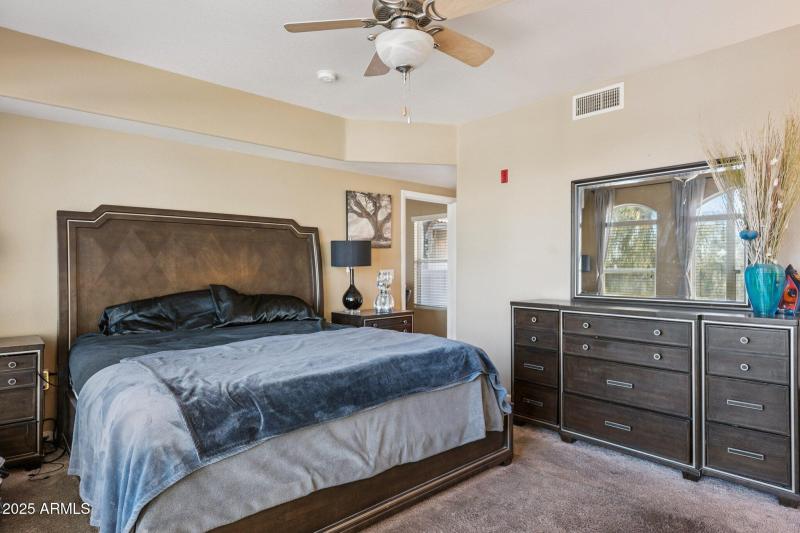 22-web-or-mls-1081-w-1st-st-unit-16