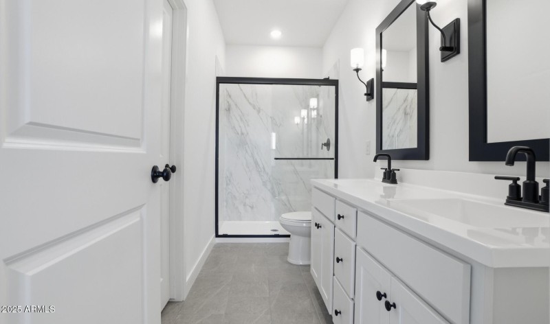 MR Lot #4 Primary Bath (2) (Large)