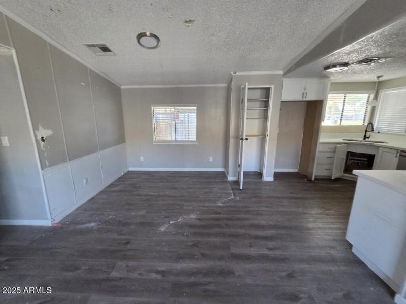 20251208_121456 (Medium)