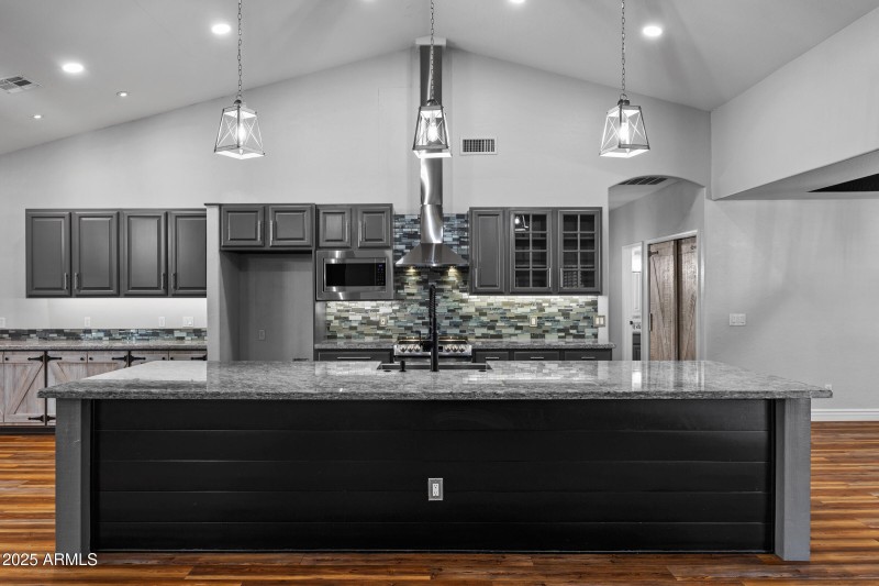 20975 E Excelsior Ave-16