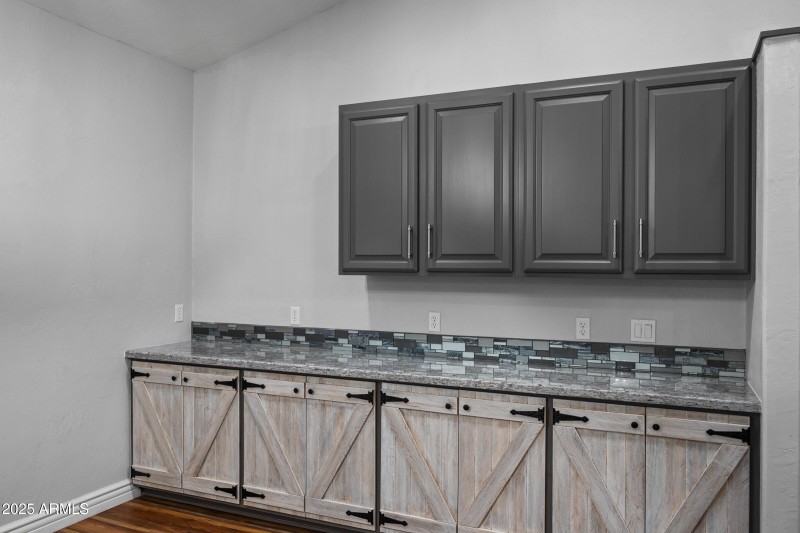 20975 E Excelsior Ave-23