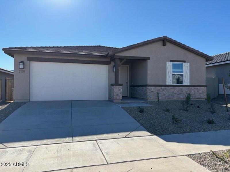 22591 W PONTIAC Drive