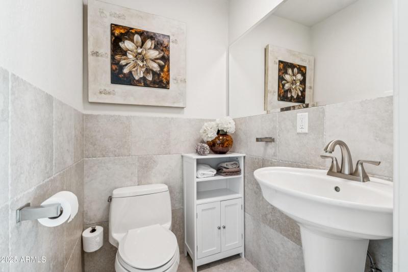 045_Basement Bathroom