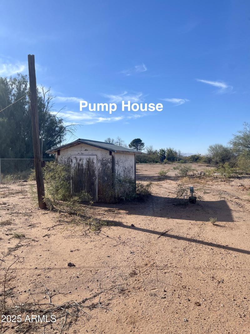 Pump house.