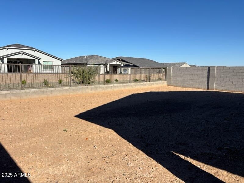 15966 W COTTONTAIL Lane