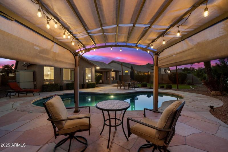 04-Enjoy outdoors year-round.