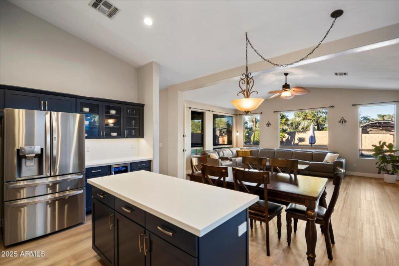 15-Enjoy entertaining interacting from a