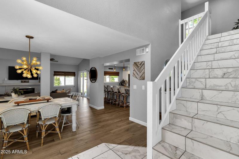 11-web-or-mls-13250-n-91st-st