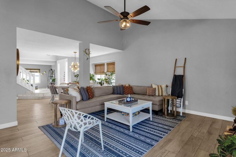 15-web-or-mls-13250-n-91st-st