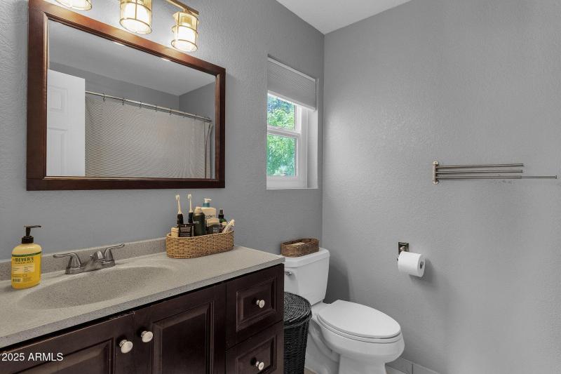 25-web-or-mls-13250-n-91st-st