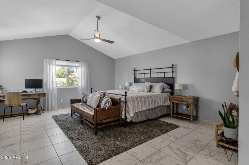 27-web-or-mls-13250-n-91st-st