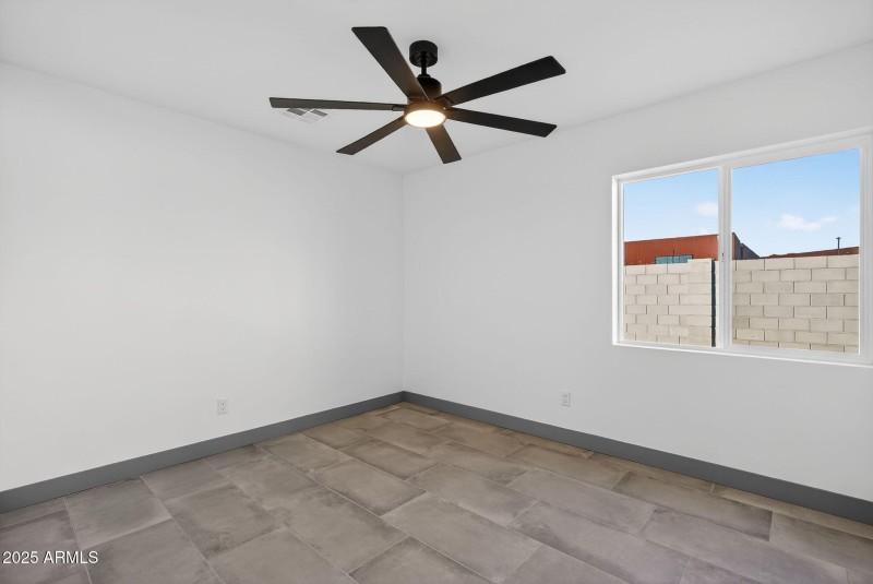 10-web-or-mls-DSC00787