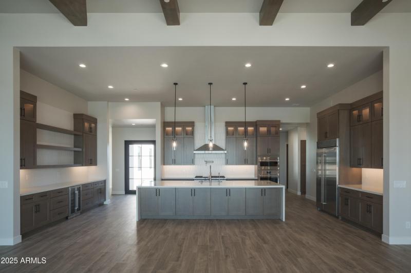 Entertainers Kitchen 7926 E Morning Vist