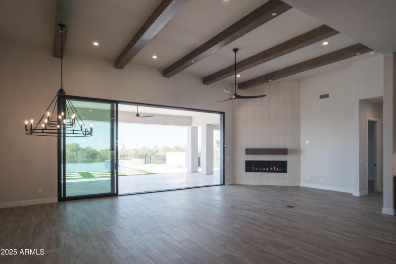 Gorgeous Great Rm 7926 E Morning Vista