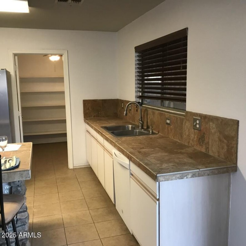 214EC30C-A84E-43D3-BF05-322960D38ECF_1_1