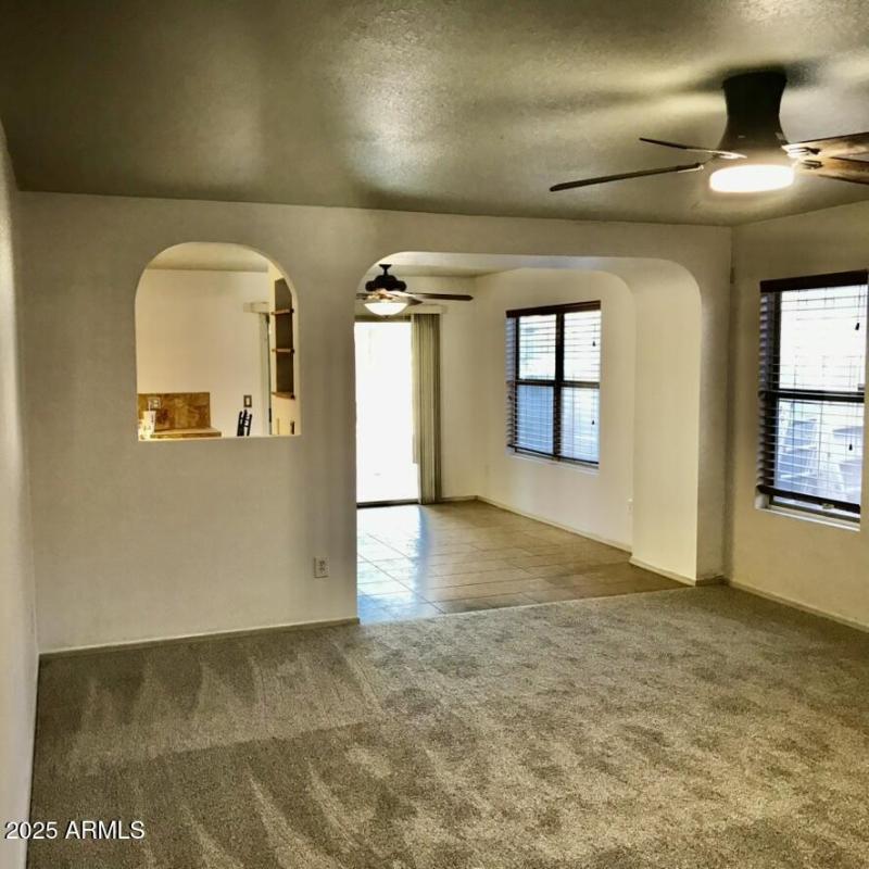 6966D59B-1E2A-4DD0-925A-391FF9C2C79E_1_1