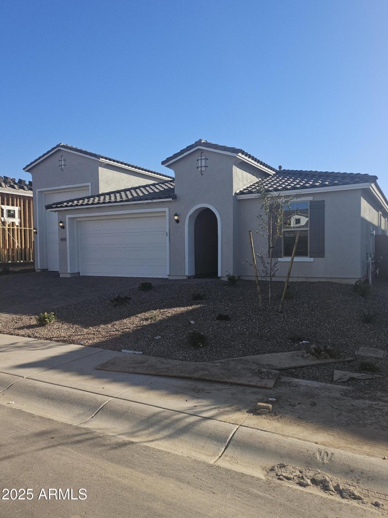 4743 E Serviceberry Lane