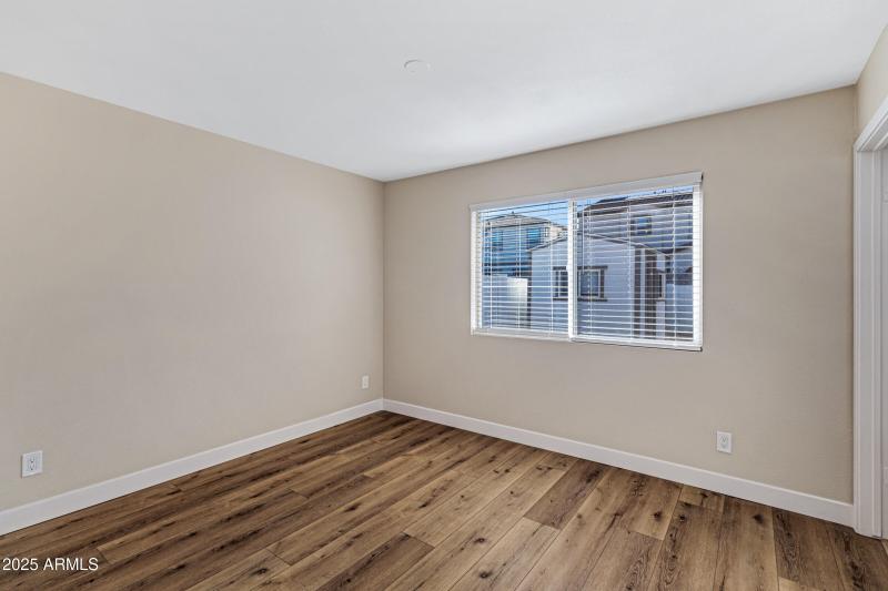 525 W Sundance Way-19