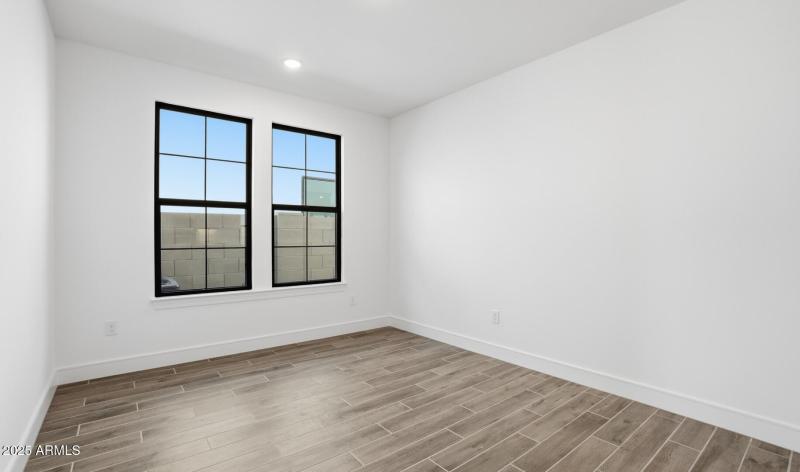 Viviendo Lot #7 Dining Area (Large)