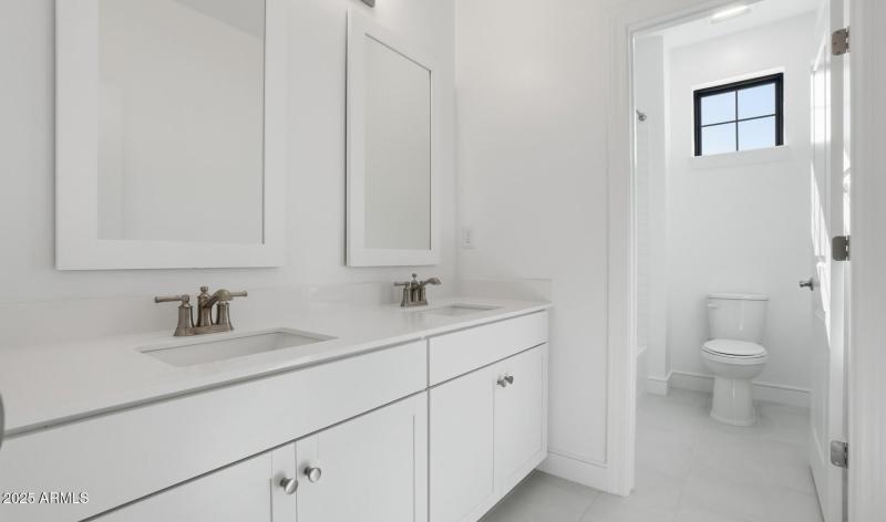 Viviendo Lot #7 Hall Bath (2) (Large)