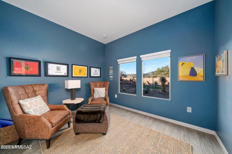 5436 W Beacon Hill Drive