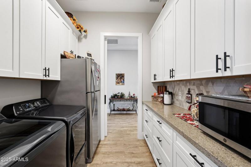 Laundry Kitchenette w/Fridge