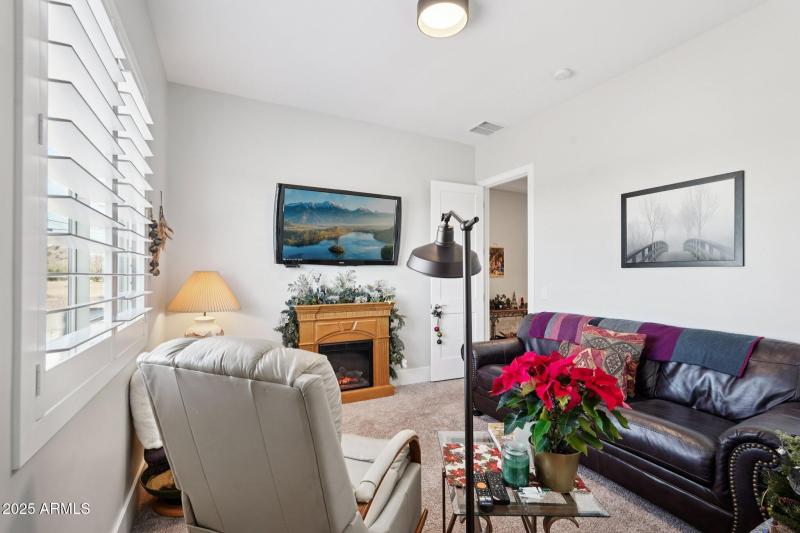 Generational living w/Desert Views