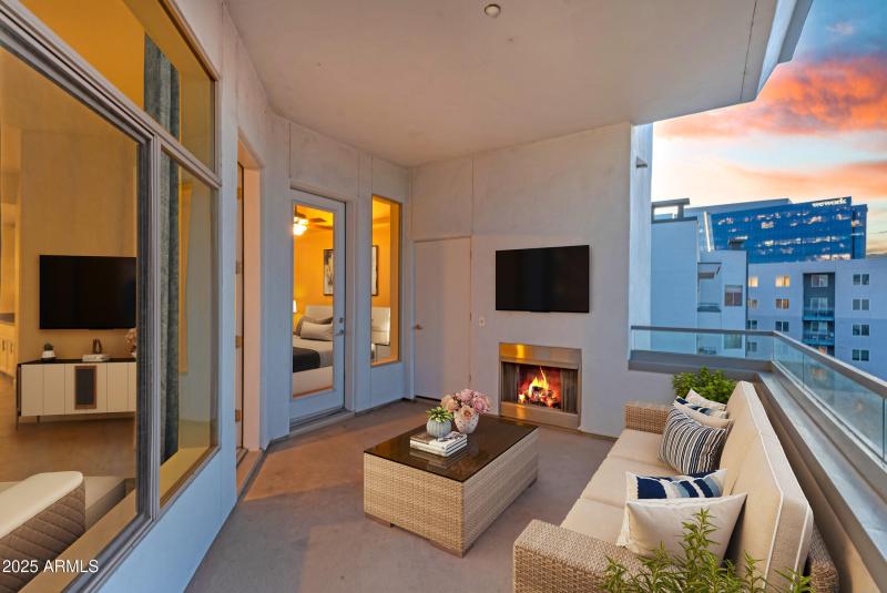 Virtual Stage Balcony