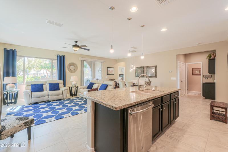 Tile flooring throughout!