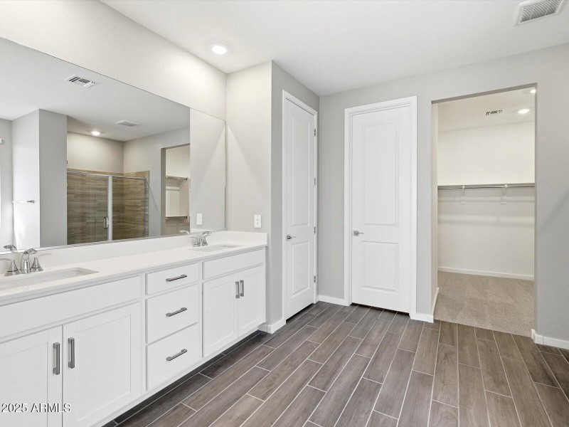 15813 W EL CORTEZ Place