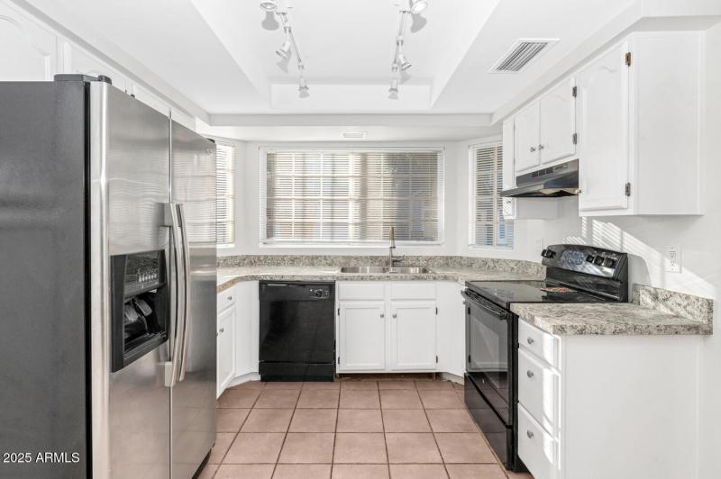 3536 E Le Marche Ave