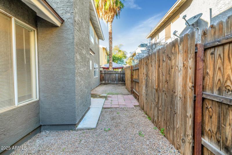 3536 E Le Marche Ave