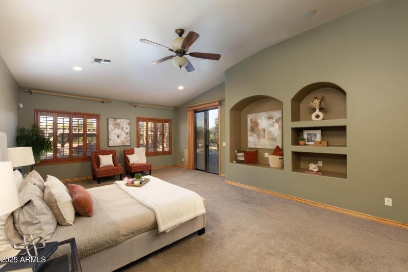 E Lone Mountain Rd. (6646)-16