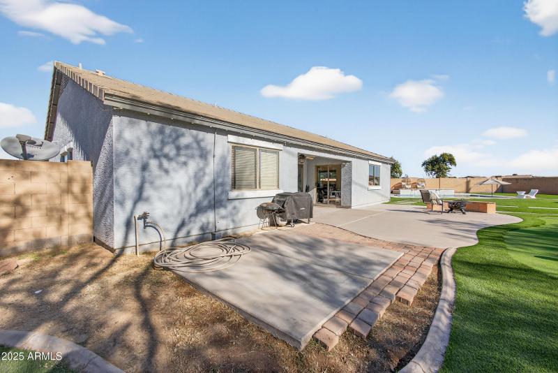 Backyard Entertaining Space