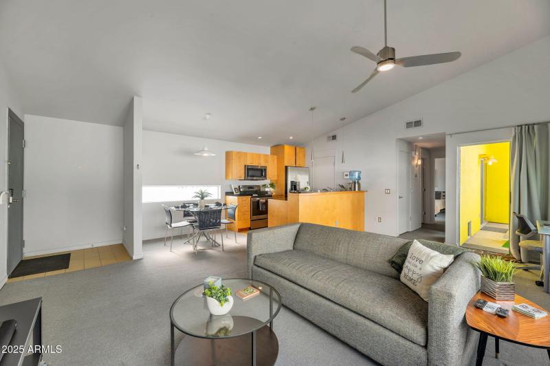 MODERN LIFESTYLE LIVING