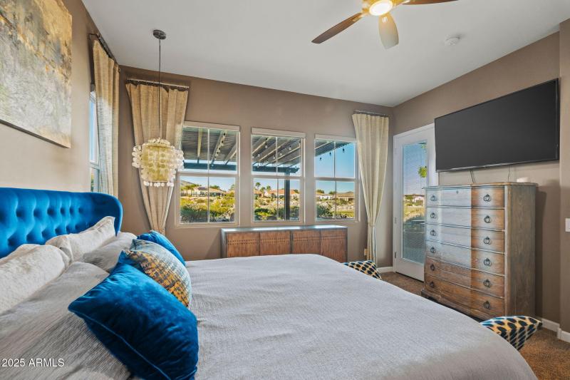 Primary with Views!!