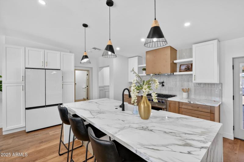 8-web-or-mls-DSC00170