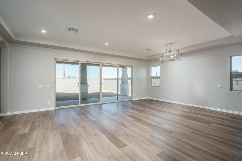 7) GREAT ROOM TO DINING