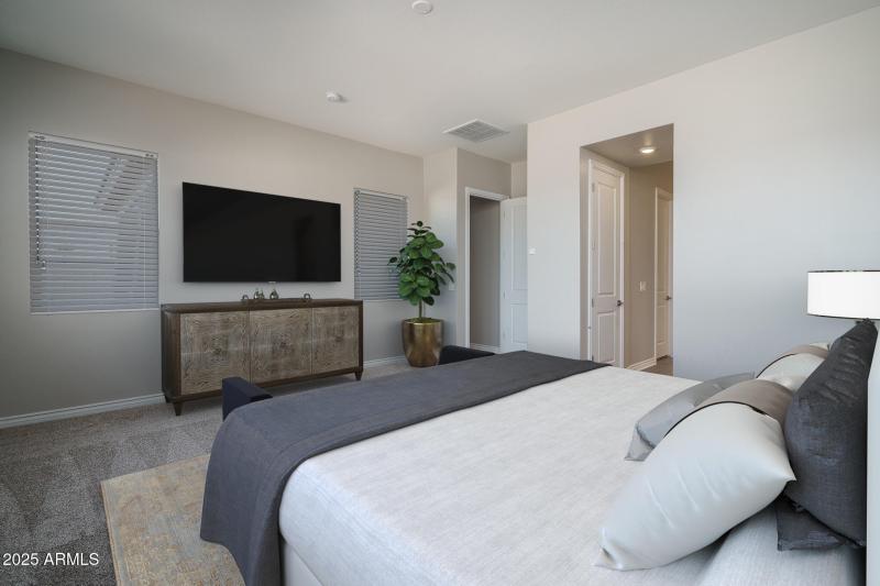 12VS) PRIMARY BEDROOM