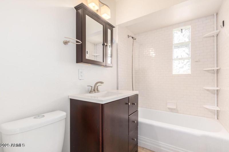 20220320100042547467000000-o