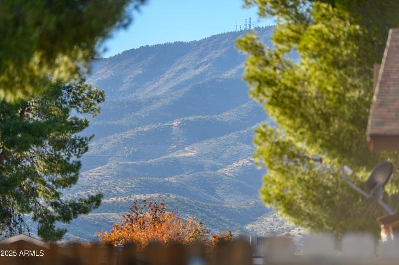 1102 S Ironwood Circle-20