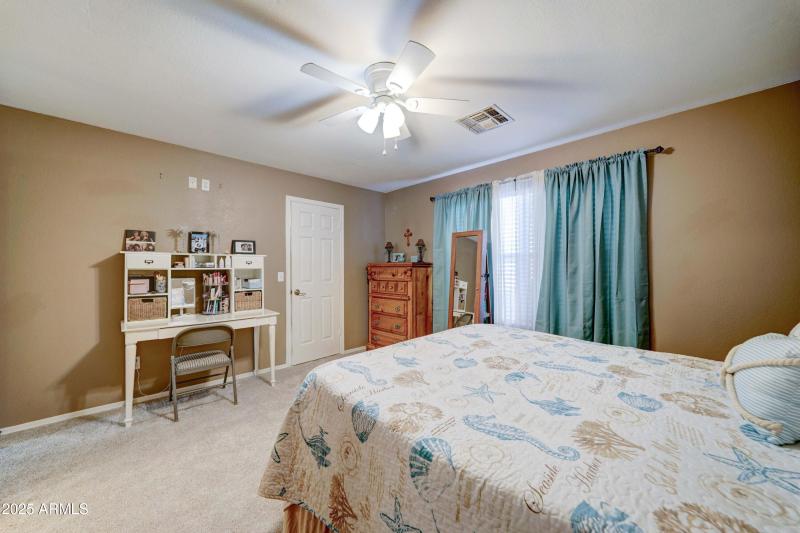 13801 W Ironwood St-20