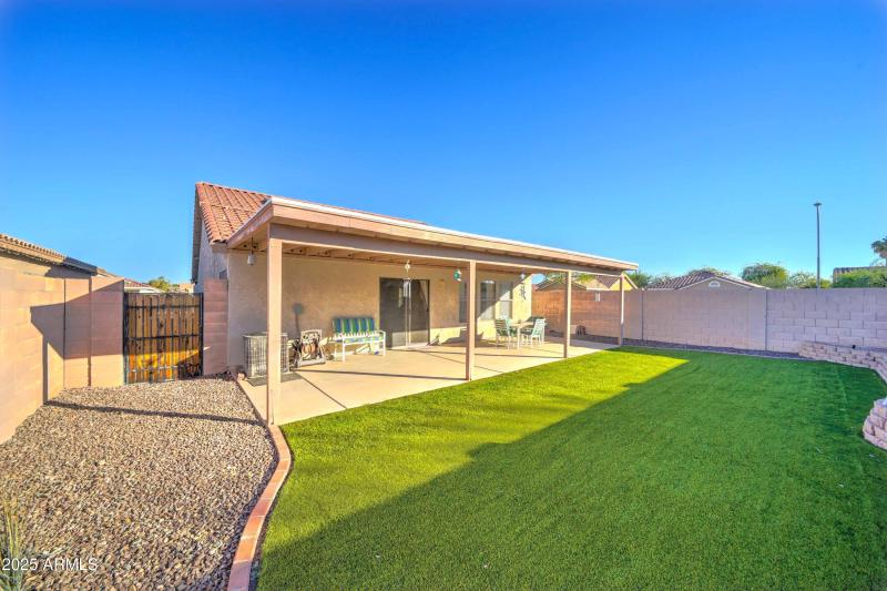 13801 W Ironwood St-30