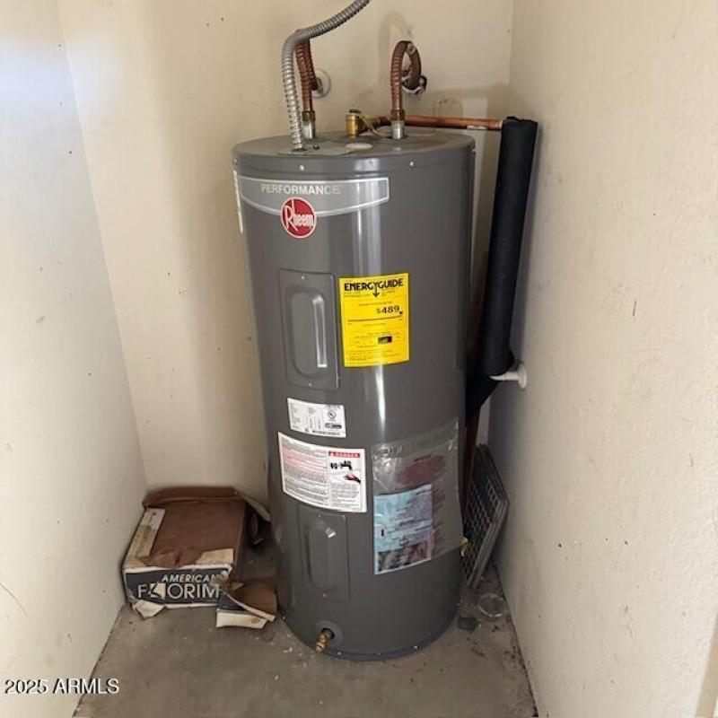 Storage Area off Patio w/HWT